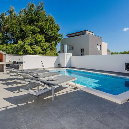 Apartmani Sanja Vir Bagian luar foto