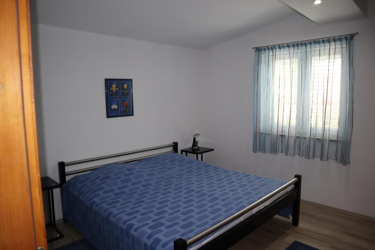 Apartmani Sanja Vir Bagian luar foto